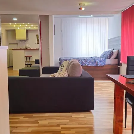 Апартаменты U Srcu - Center