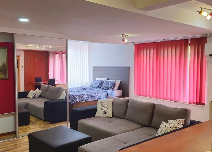 U Srcu - Center * سراييفو